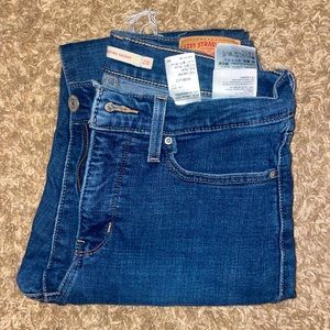 Levi’s Shaping Skinny Jeans